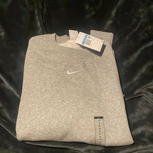 Nike crop sweatshirt